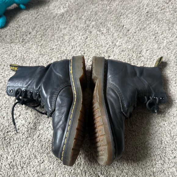 Doc Marten’s 6” Black Leather Lace-Up Boots - Picture 4 of 10